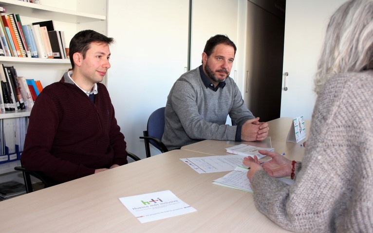 Ignacio Compairé y Angel Mas durante la firma del acuerdo con H+I